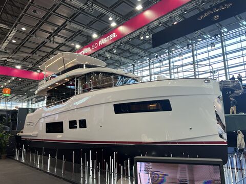 Sirena 48 was in Boot Düsseldorf after Cannes debut